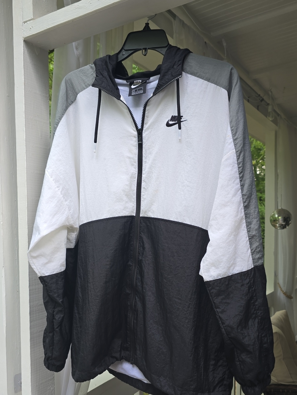 Nike Black, White & Gray Colorblock Hooded Windbreaker